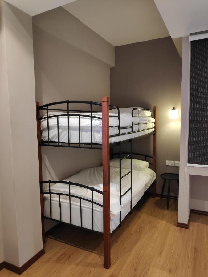 Ez Suites Μπαντάρ Σερί Μπεγκαβάν Εξωτερικό φωτογραφία