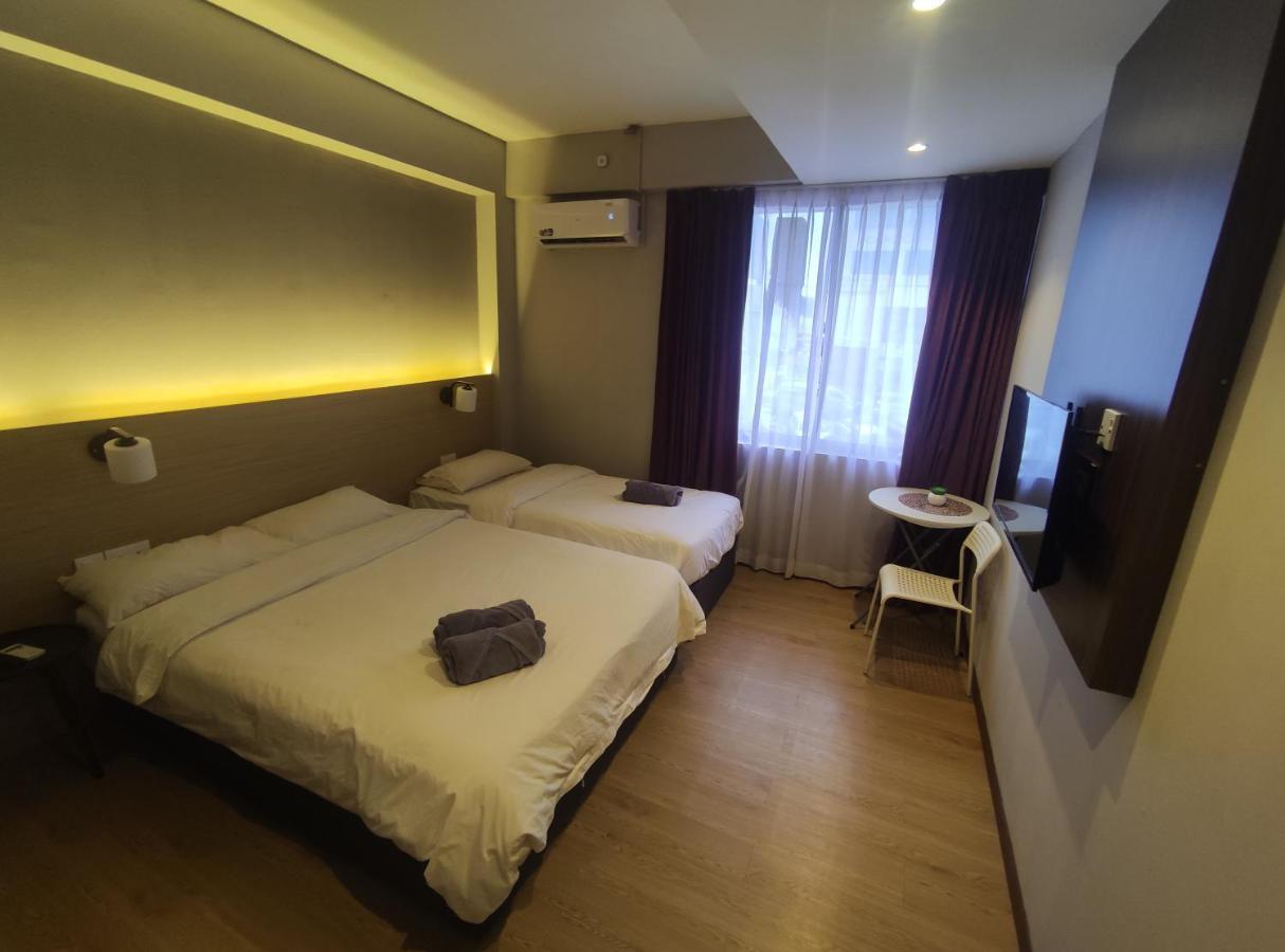 Ez Suites Μπαντάρ Σερί Μπεγκαβάν Εξωτερικό φωτογραφία